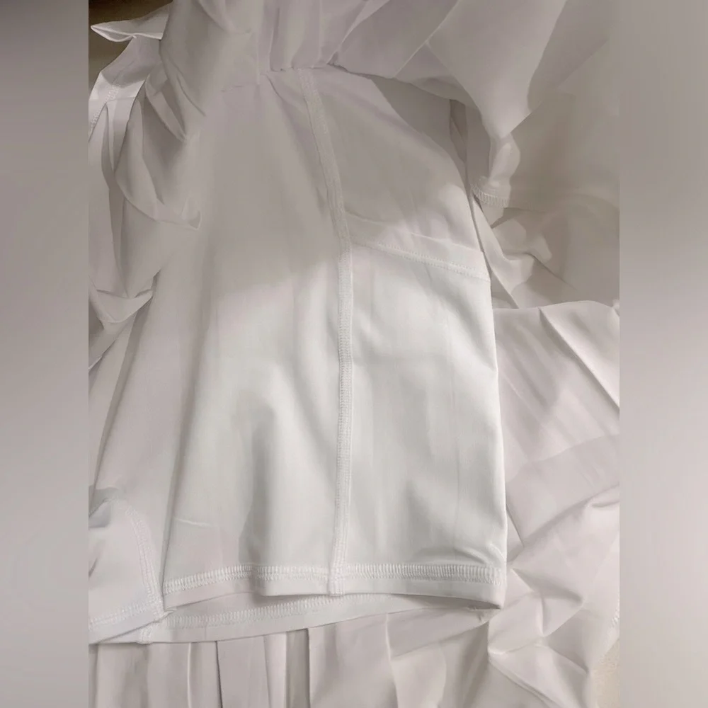 NWT Alo Yoga Varsity Tennis Skirt in White Shorts Underneath Size L